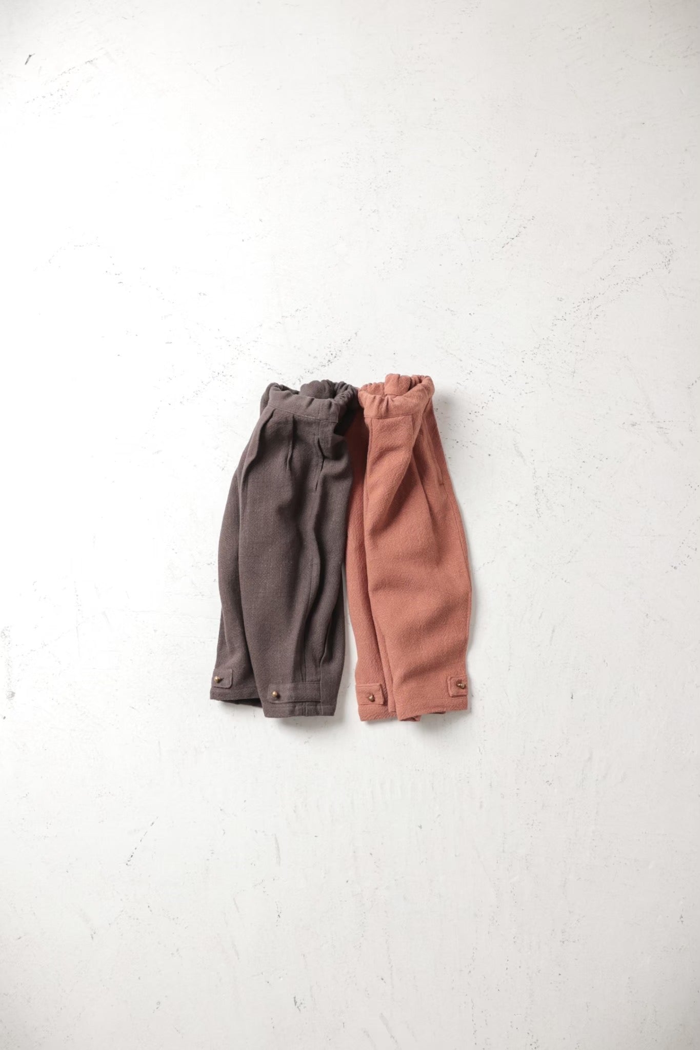 tab rough pants | タブ付きパンツ | チャコール